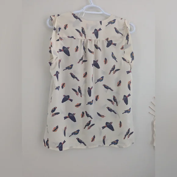H&M Cream Blouse with Bird Pattern - Picture 5 of 6